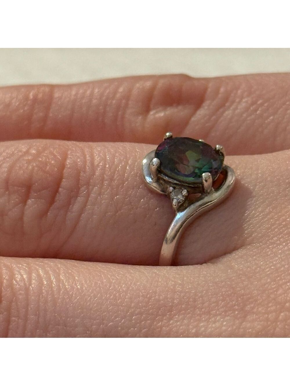 Sterling Silver 925 Ring Iridescent Oval Gemstone Swirl Setting Size 6.75